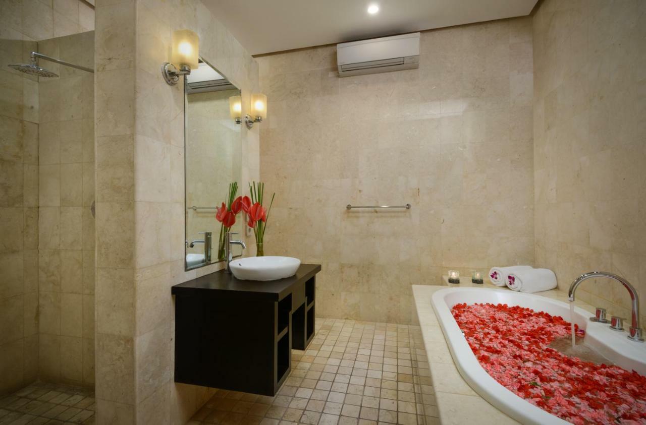 Villa Maharani Seminyak Eksteriør billede